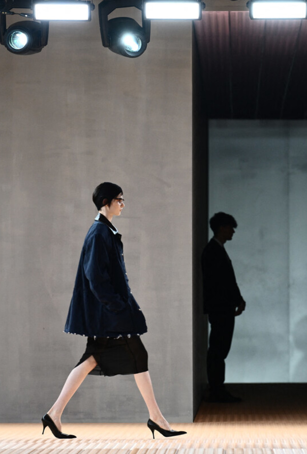 أول علامة أزياء تتجه نحو القمر ... الرفاهية أساسية حتى في الفضاء