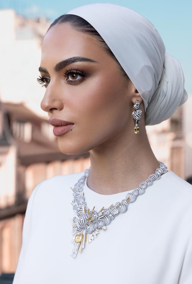 أساليب جمالية لا تندثر موضتها استوحيها من نجمات "هي هَبْ"..إليك خطواتهن