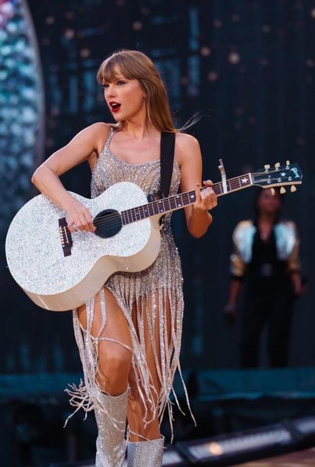 تايلور سويفت