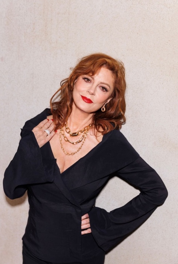 نجوم العرب والعالم يرفعون الصوت لوضع حد لمعاناة الأطفال في غزة