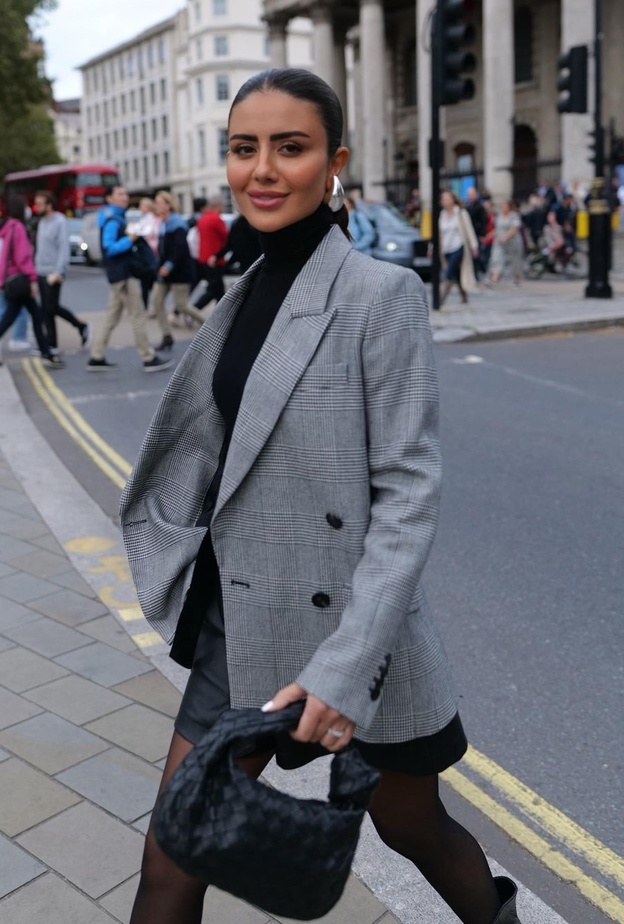 إطلالتك عصرية ومتفردة لموسم الخريف على طريقة ديما الأسدي