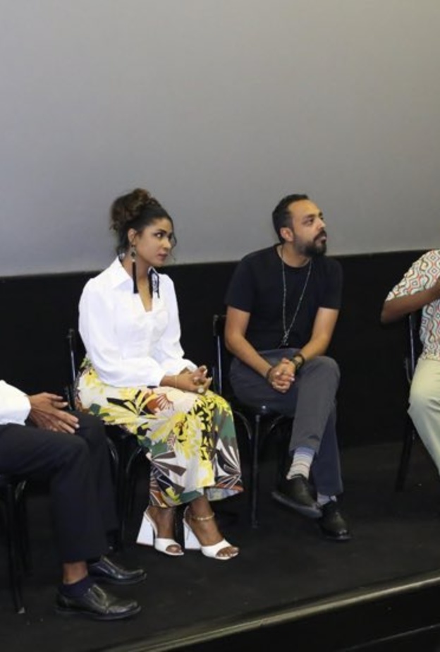 بكاء بطلة فيلم "وداعًا جوليا" خلال أول عرض عربي له وتصفيق متواصل من الحضور..بالصور