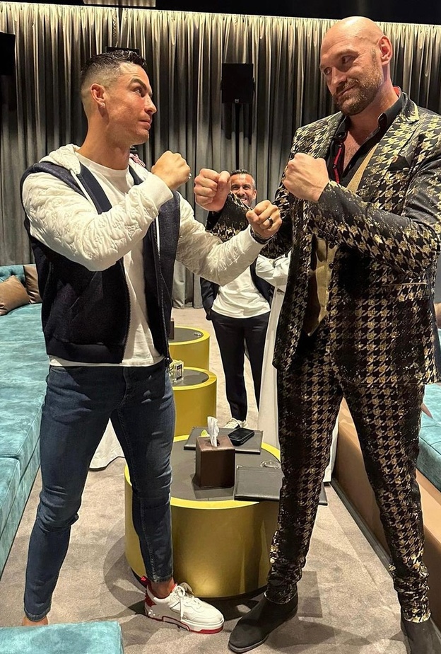 كريستيانو رونالدو وتايسون فيوري