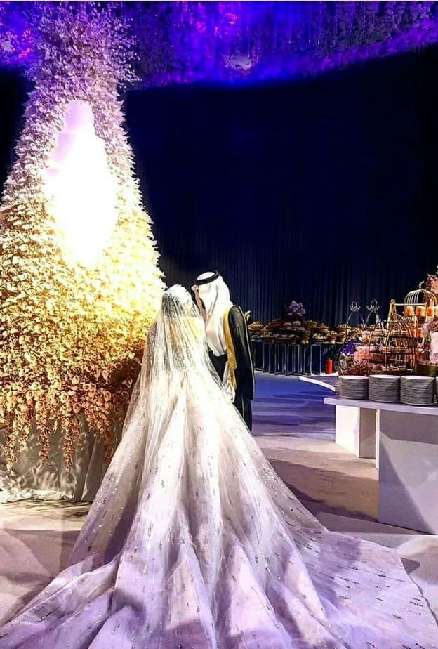 كيكة فخمة وضخمة