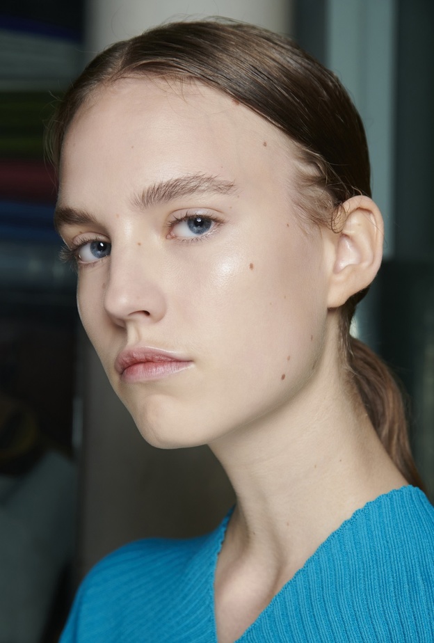 ما هو "ميكروبيوم الجلد" ولماذا علينا الاعتناء به؟