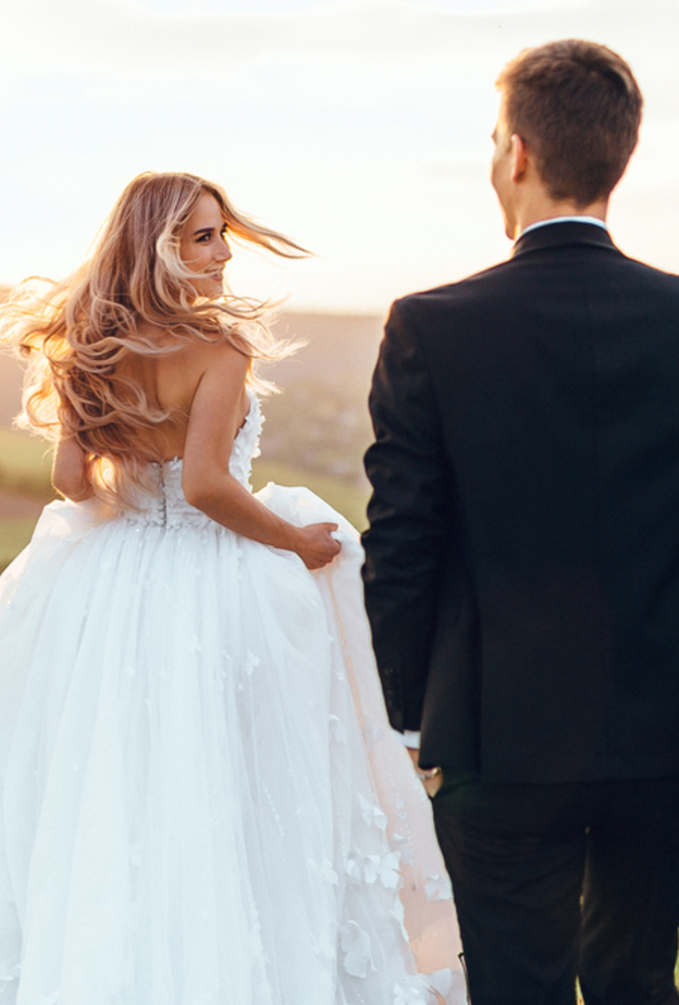 كيفية تنظيم حفل زفاف مرة أخرى بأسلوب جديد