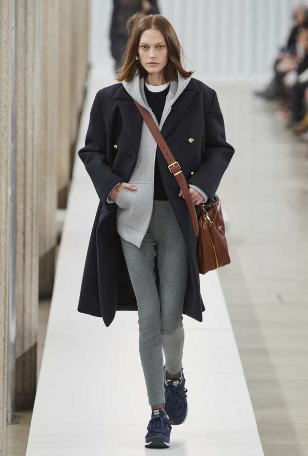 الأزياء الرياضية والملابس الرياضية الراقية