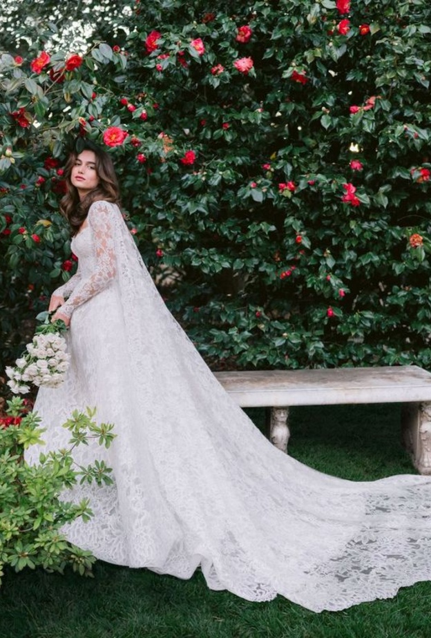 مجموعة اسبوزا بريفا الجديدة لفساتين الزفاف 2024