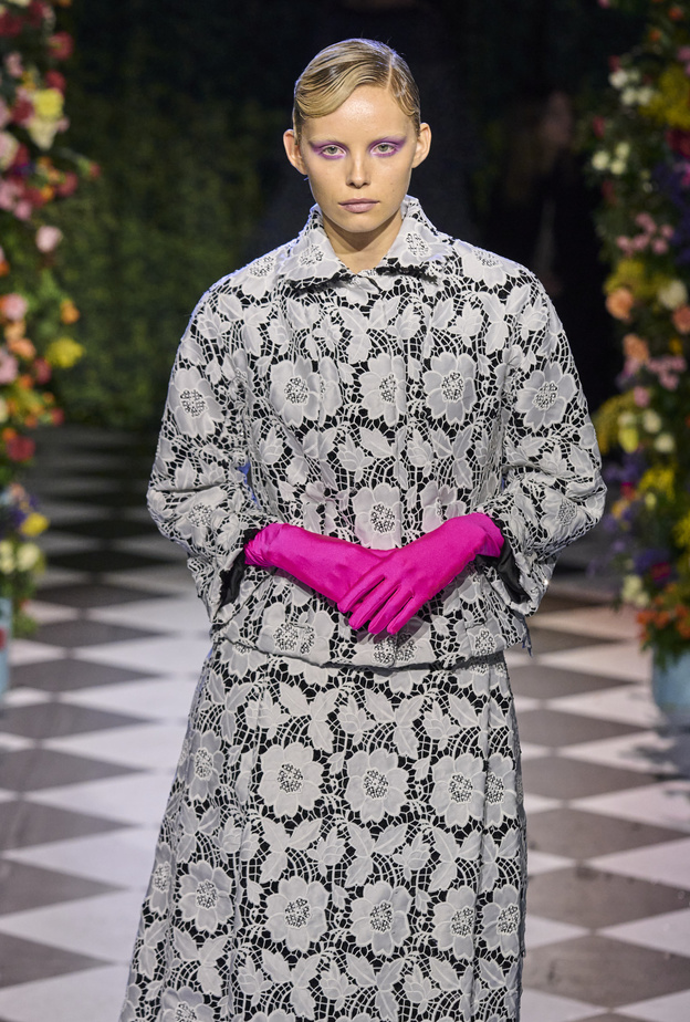 القفازات وأهميتها في فصل الشتاء