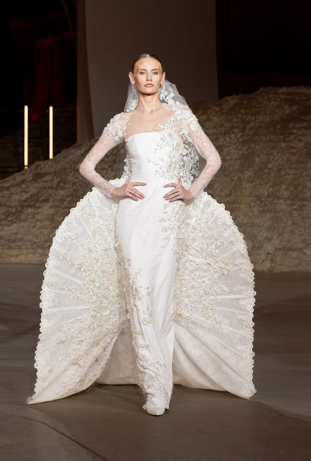 المصممة أضوى عدنان أكبر ل"هي": أطلقت مجموعة "العناقيد" وفستان شيريهان للعروس بنسخة عصرية