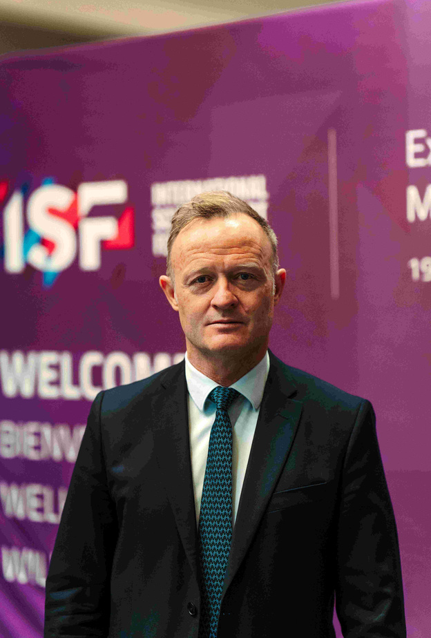 مقابلة صحفية مع ''لوران بيترينكا'' رئيس الاتحاد الدولي للرياضة المدرسية