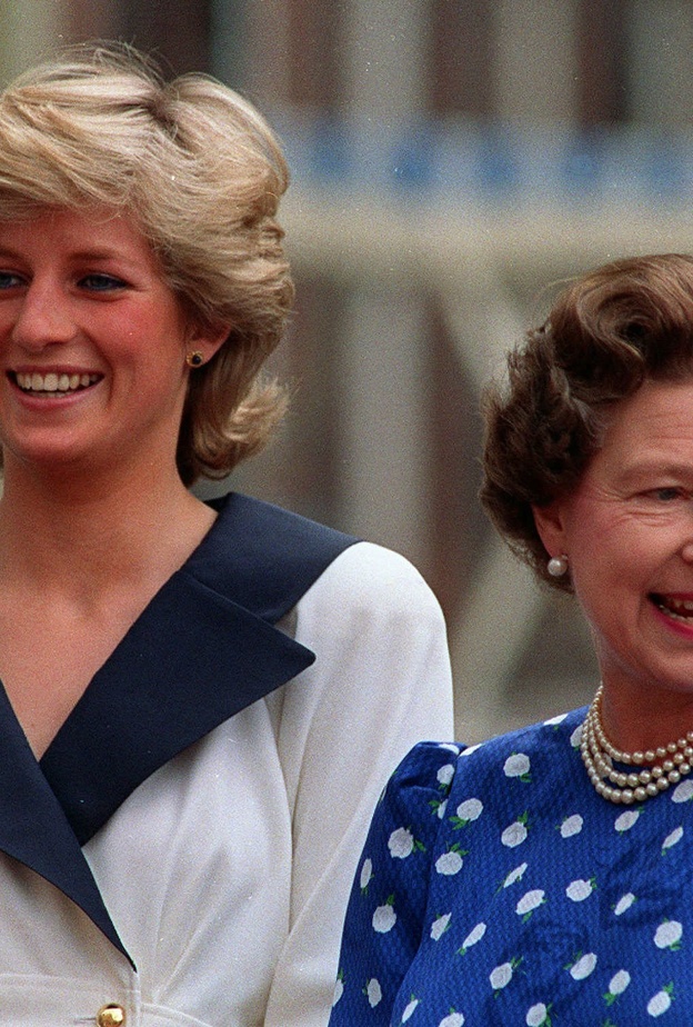 الخلاف بين الأميرة ديانا Princess Diana والملكة إليزابيث الثانية Queen Elizabeth II
