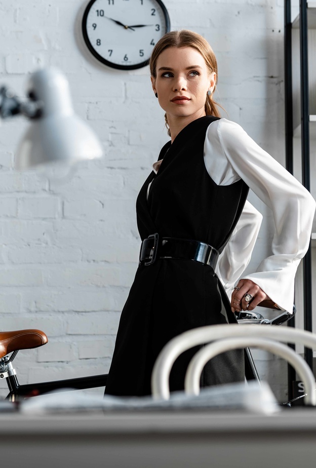 توجد صراعات عديدة تحول دون هدوء بال وراحة جسد الأم العصرية