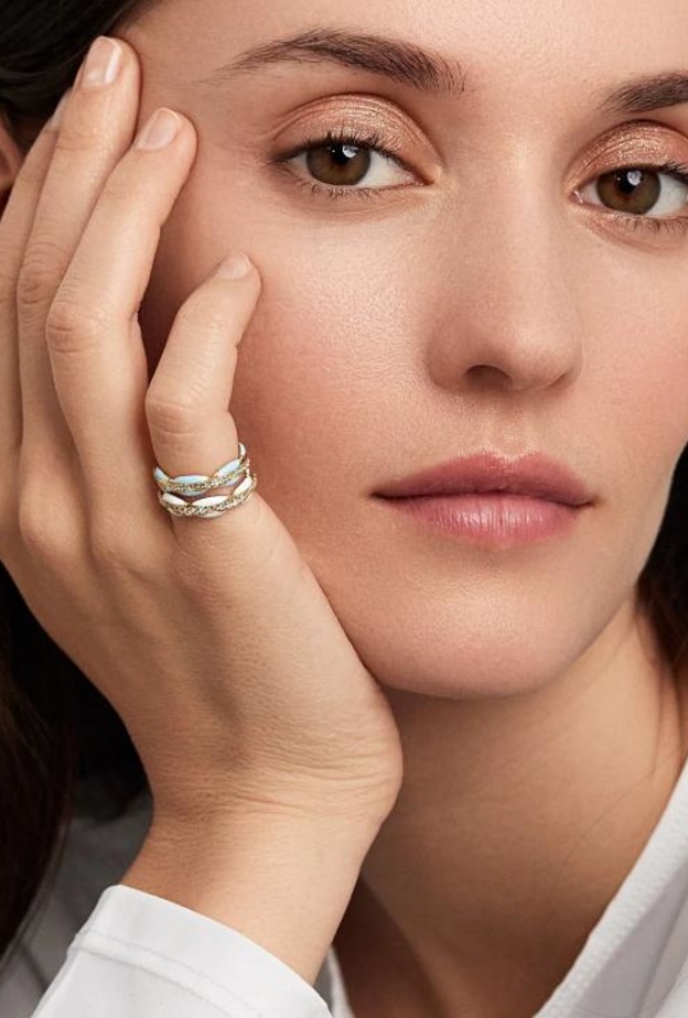 خاتمان مرصعان بالألماس من ميليسا كاي Melissa Kaye 