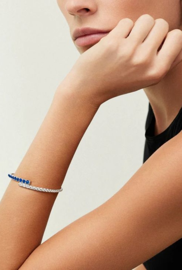 سوار ناعم مرصع بالياقوت والألماس من ميليسا كاي Melissa Kaye 