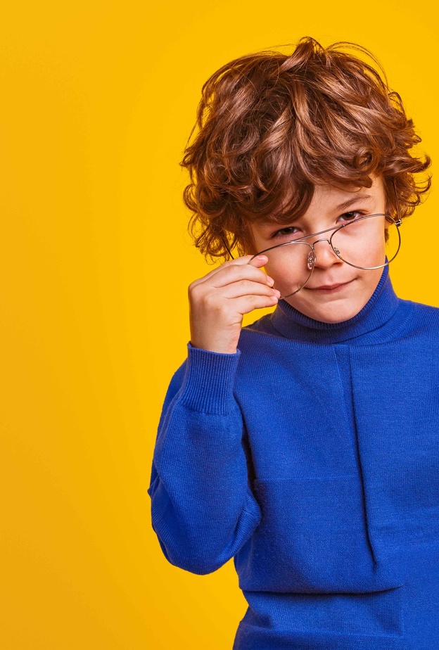 كيف تجعل طفلك عبقرياً مرتبط بمعرفة ما يجب تقديمه للطفل وما يجب منعه منه