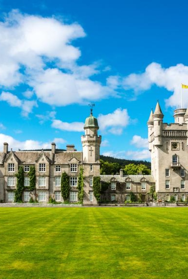 لهذا السبب منع الملك تشارلز من الزواج داخل قلعة وندسور