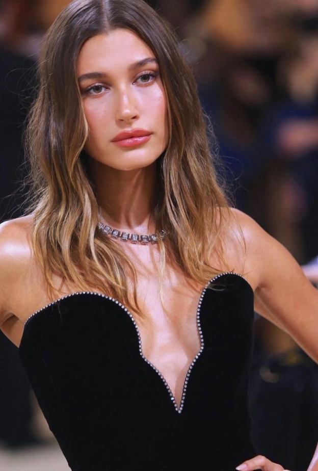 مجوهرات هايلي بيبر Hailey Bieber