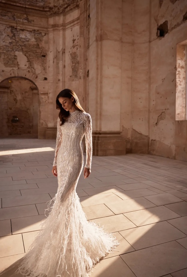 ياقات فساتين الزفاف@millanova