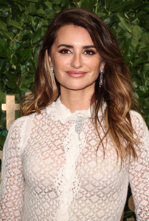 أجمل إطلالات النجمات في حفل Annual Gotham Awards ..تعلمي منهن صيحات جمالية لا تزول