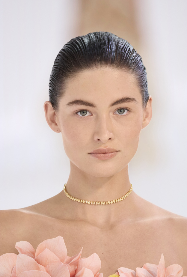 لصاحبات الجفون الناعسة والمترهلة..إليك طرق تحسينها تجميلياً