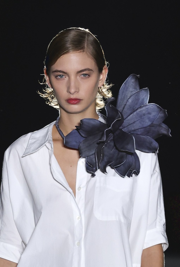 للطالبة الجامعية ..استقبلي شهر نوفمبر مع أجدد عطور  ننصحك بها بنفحات ناعمة