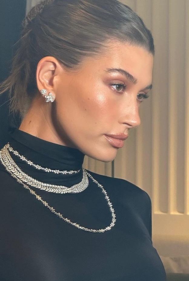 مكياج اللاتيه موضة خريف وشتاء 2023 ...إليك أسرار تطبيقه مع المستحضرات المجرّبة