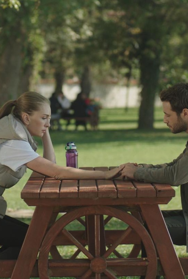 مسلسلات تركية ناجحة اقتبس منها العرب وقدموا لنا أعمال خطفتنا بأحداثها الاجتماعية و"الخائن" أبرزها