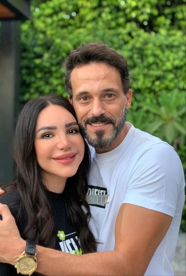 يوسف الشريف وإنجي علاء