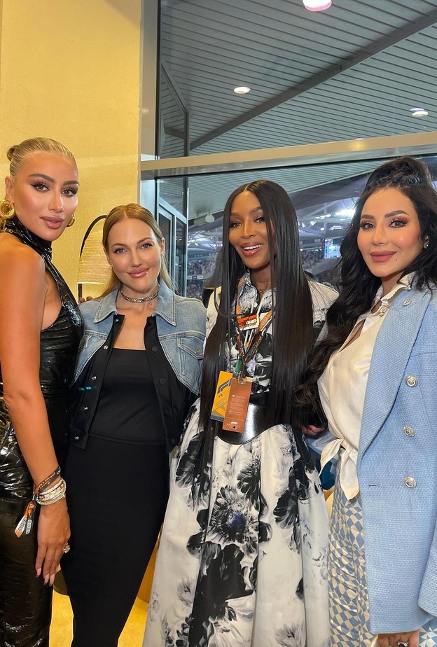 النجمات في سباق "الفورمولا 1" بأبوظبي