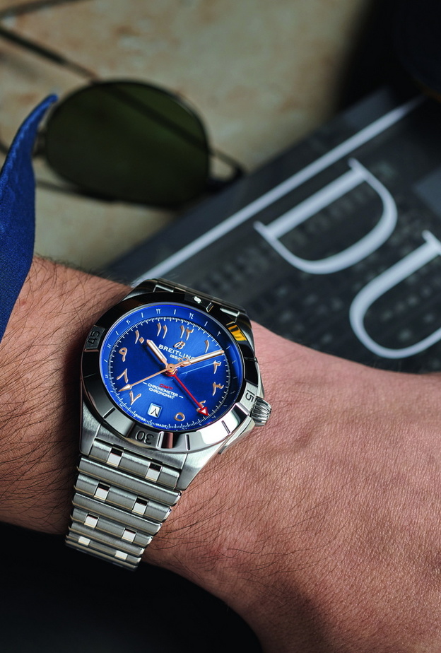 ساعة Chronomat-Dubai