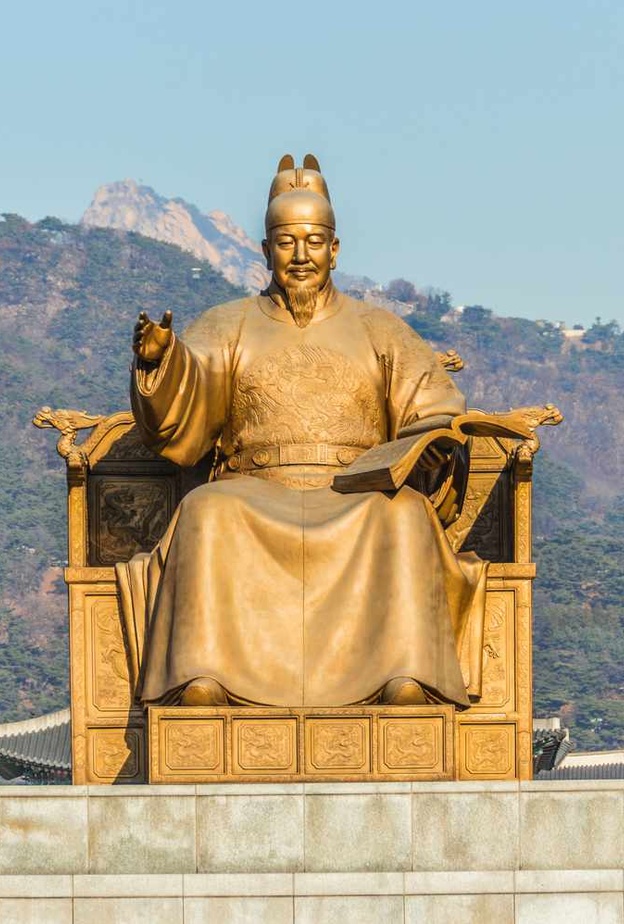 من هو الملك الذي يخشى الملك تشارلز أن لا يحقق مثل إنجازاته