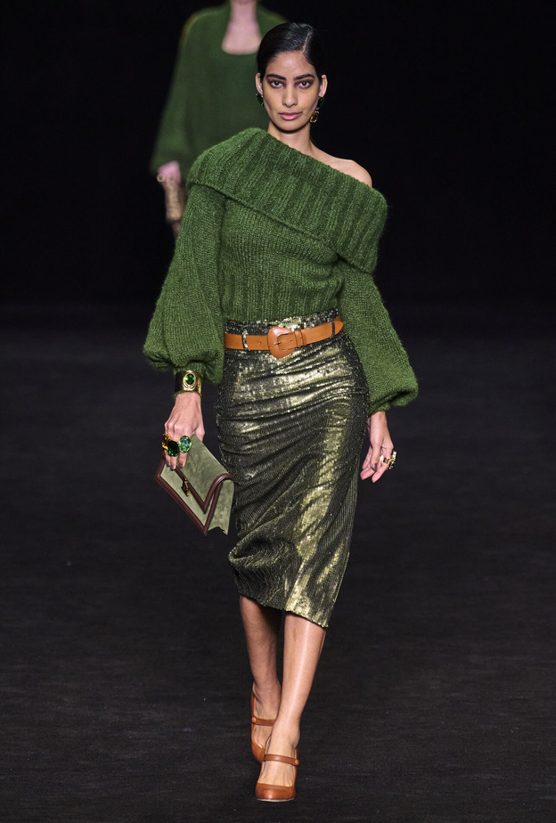 الكنزات الصوفية الفضفاضة تمنحك الشياكة في الشتاء