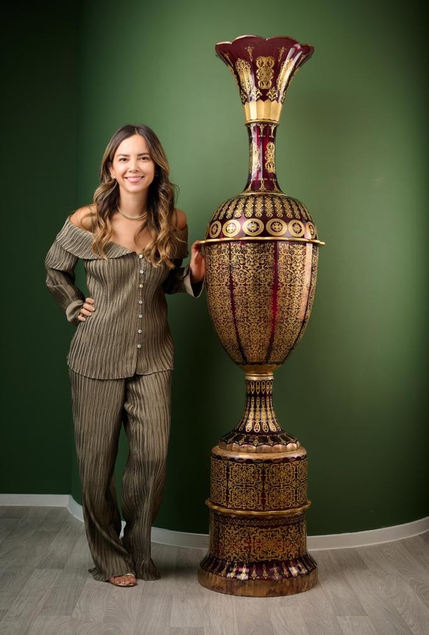 عليا صفراوي تتحدث لمجلة "هي" عن تأسيس صالة ماكما آرت غاليري