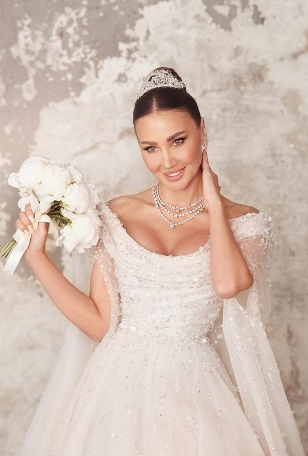 غنى غندور في حفل زفافها