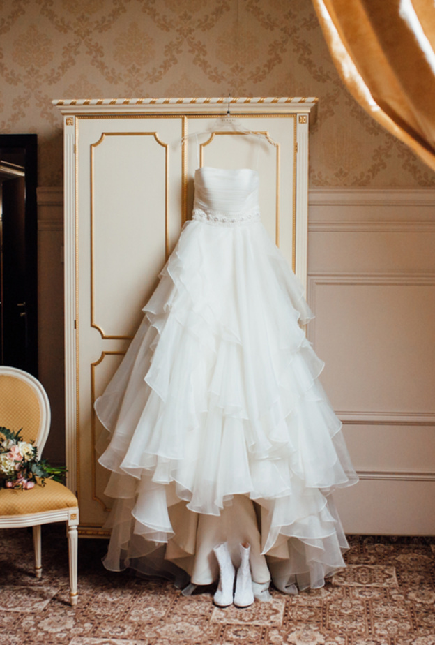 8 حيل لاختيار فستان الزفاف المناسب للعروس الأكبر سناً