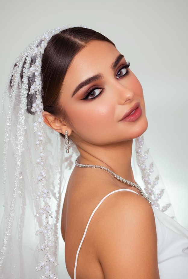 تسريحة عروس من مصففة الشعر روابي ادريس