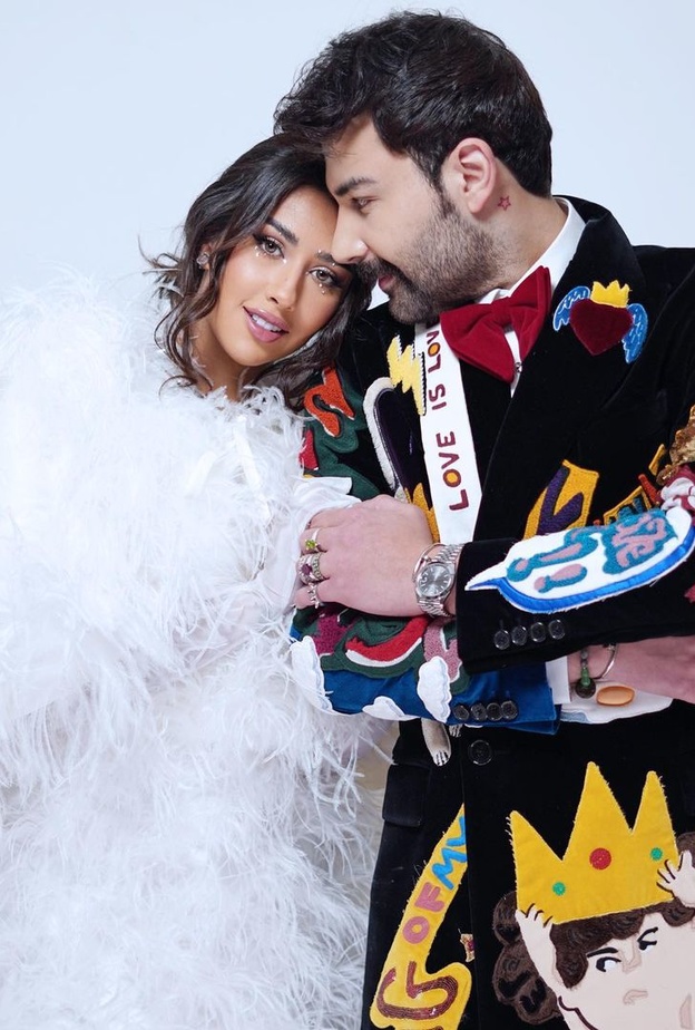 فرح الهادي وعقيل الرئيسي في لقطة مميزة