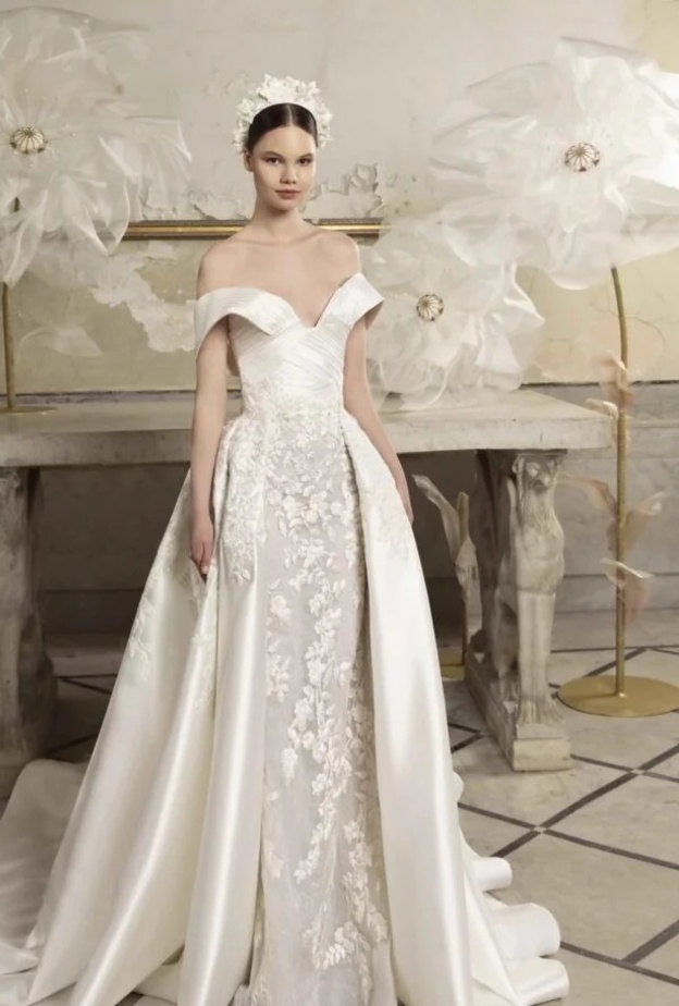 كيف تختار العروس تنورة فستان الزفاف؟