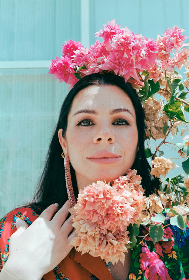 نسيبة حافظ مصممة أزياء