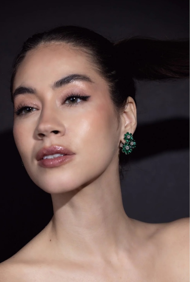 اختاري الزمرد لبداية ساحرة في 2024