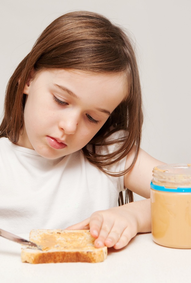 الآن أصبح بالامكان الحد من مخاطر حساسية الفول السوداني عند الأطفال من خلال العلاج المناعي الفموي