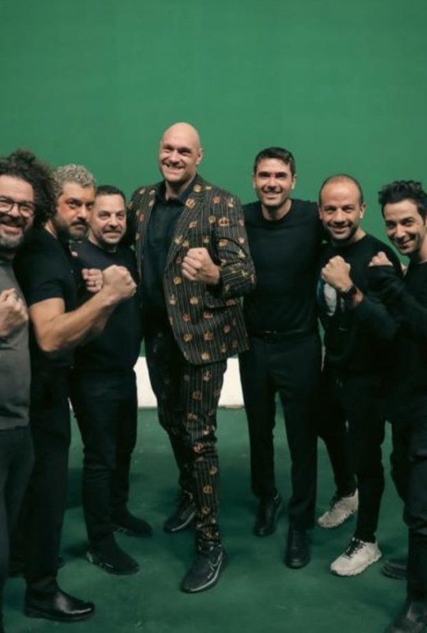 الرياض تجمع بطل العالم الأسطوري تايسون فيوري واحمد عز في فيلم اولاد رزق 3