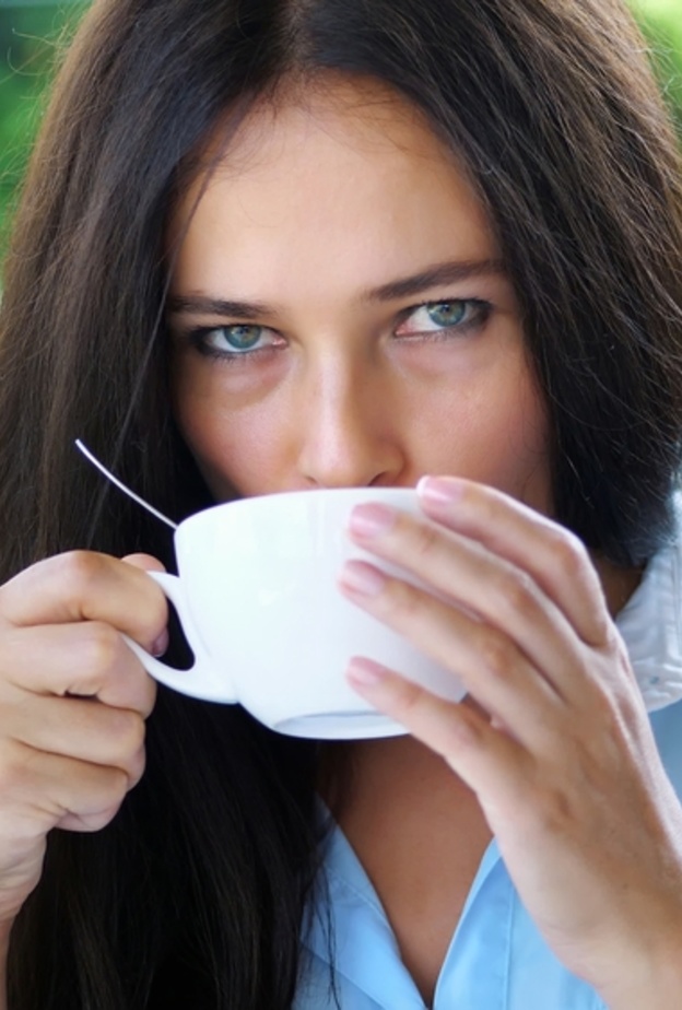 فوائد الشاي الزرق لصحة المرأة