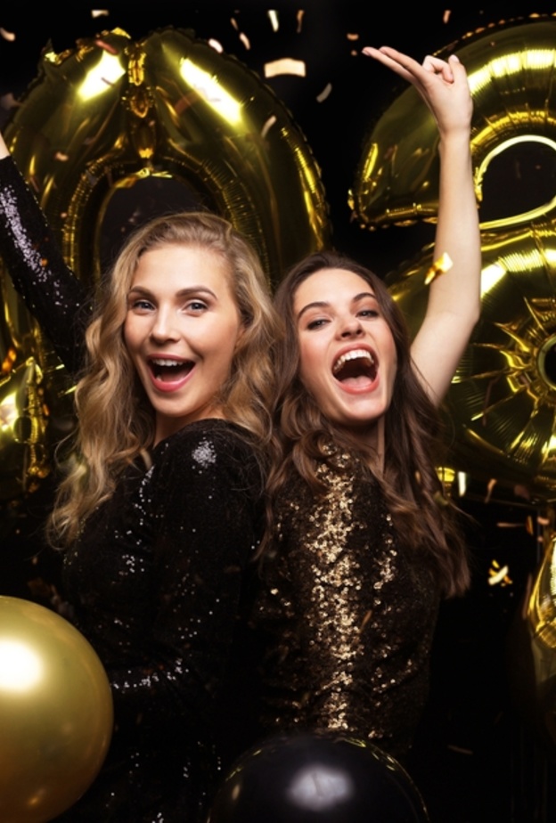 عروض المطاعم المميزة بمناسبة عيدي الميلاد ورأس السنة