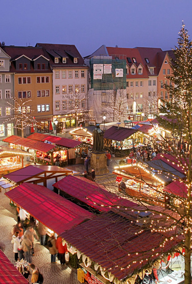 مجموعة من أجمل وجهات سياحية في ديسمبر للاستمتاع بعطلة شتوية ساحرة بواسطة Roderick Eime