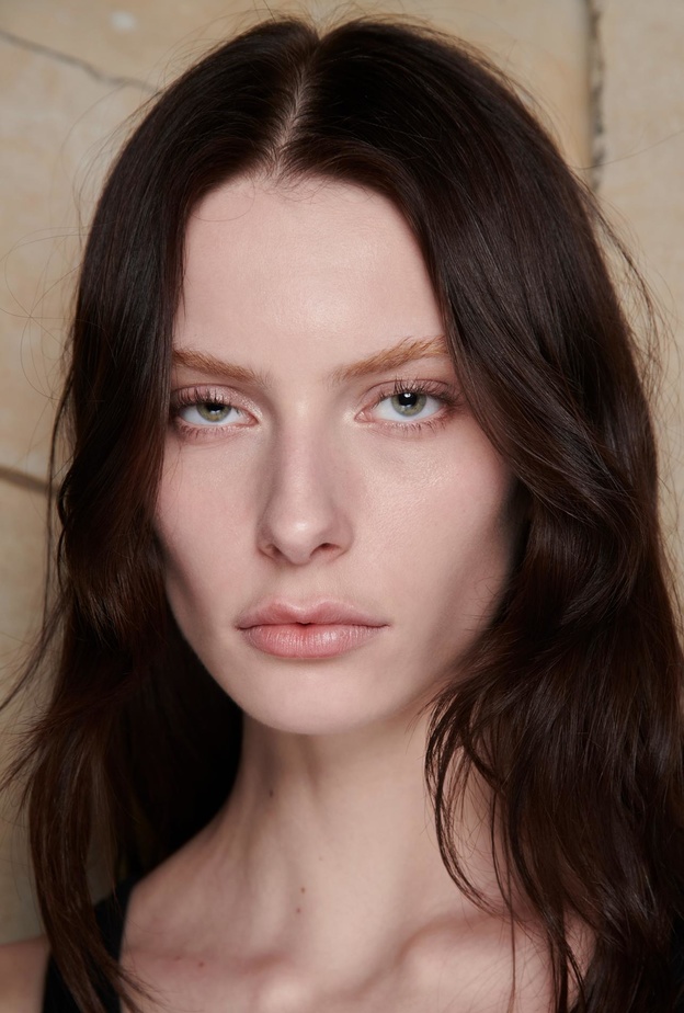 كيفية تجديد حيوية الشعر بعد ليلة رأس السنة