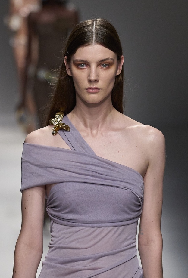 استقبلي سهرة رأس السنة 2024 بإنتعاش ونعومة مع خياراتنا من مستحضرات العناية بالجسم