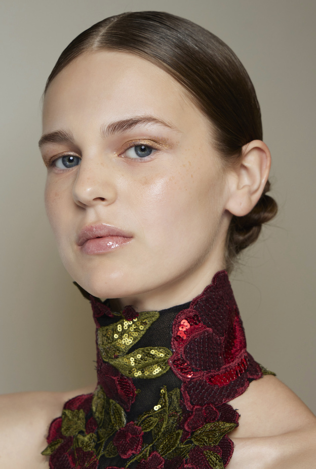 ملف الهدايا من هي.. أفخم العطور النسائية من الماركات الشهيرة