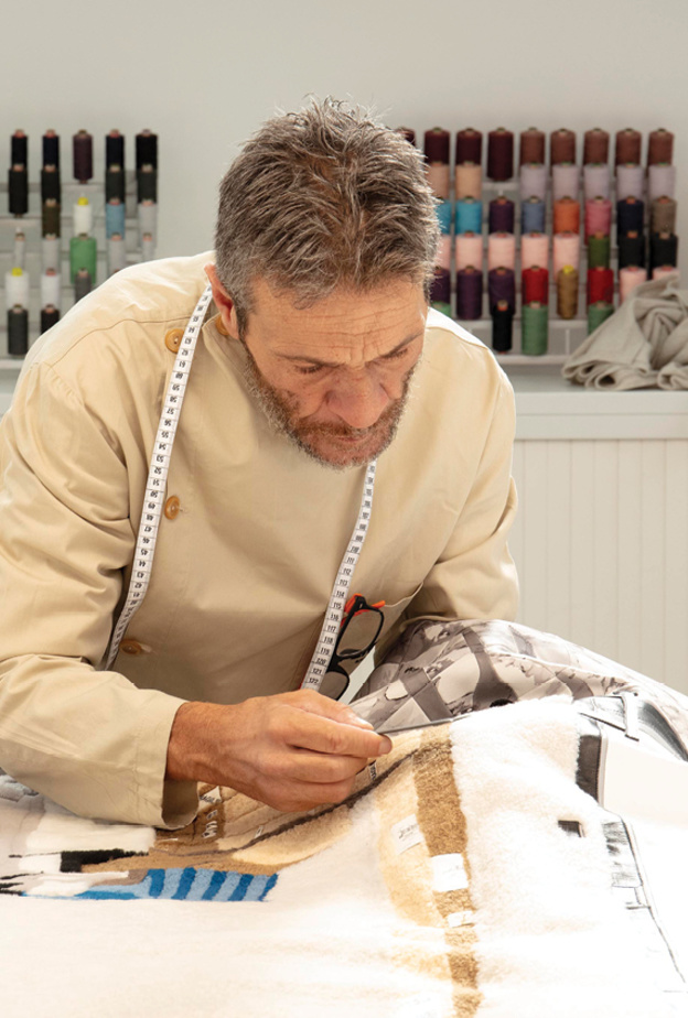 لقاء إبداعي بين دار FENDI واستوديو BLESS لمعرض DESIGN MIAMI 2023 